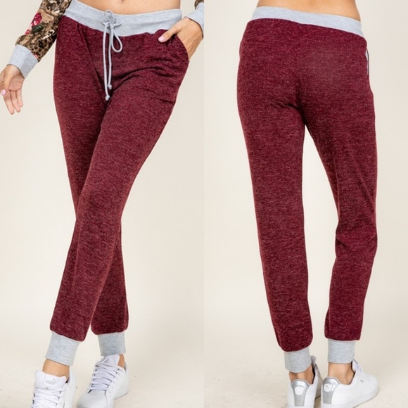 ✔️CLEARANCE! Burgundy lightweight joggers - Picture 2 of 5